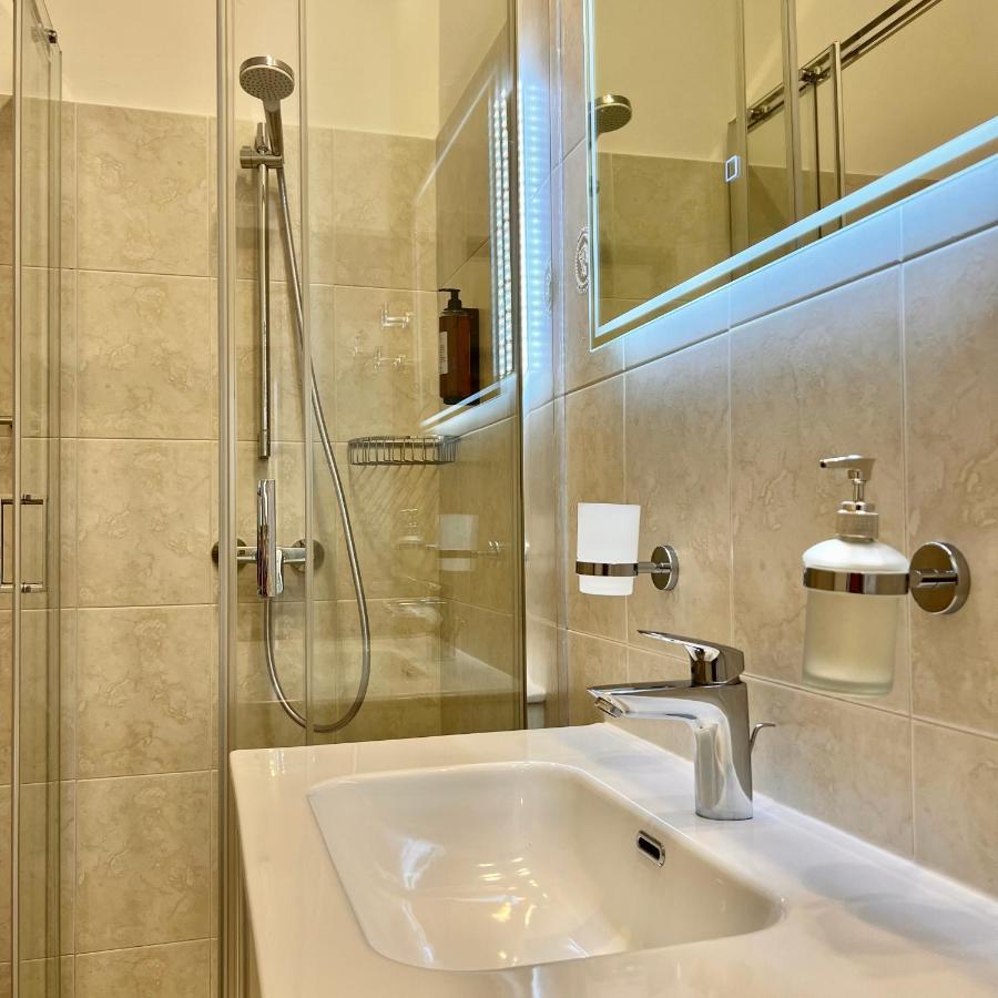 Zaro Apartments Izola Dış mekan fotoğraf